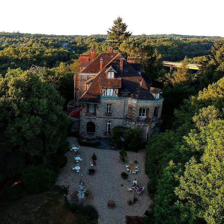 Chambres D'Hotes-Chateau Constant ベシーヌ・シュル・ガルトンプ エクステリア 写真